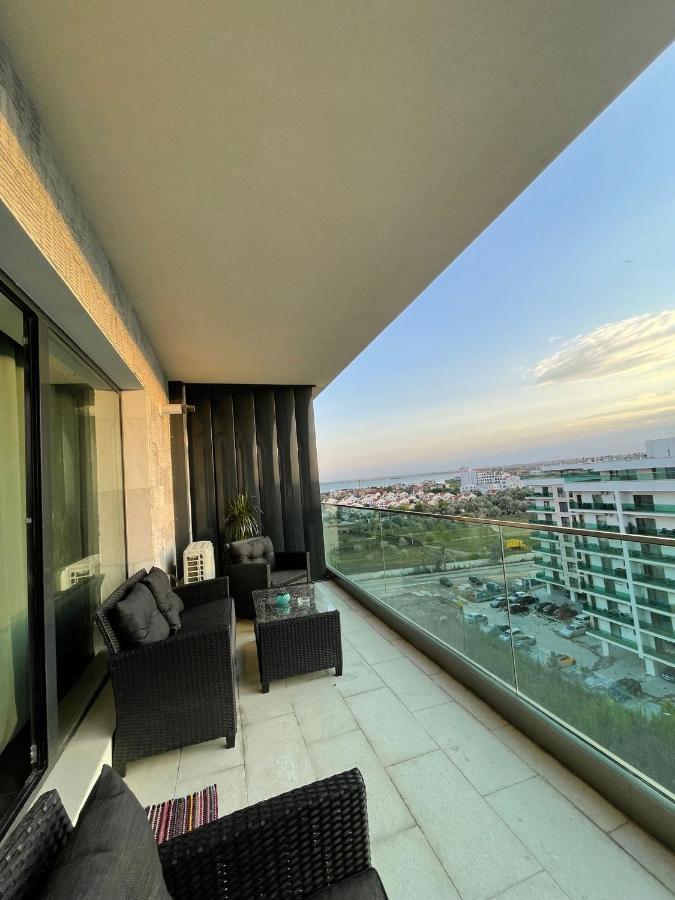 Above The World Apartment Năvodari Екстериор снимка