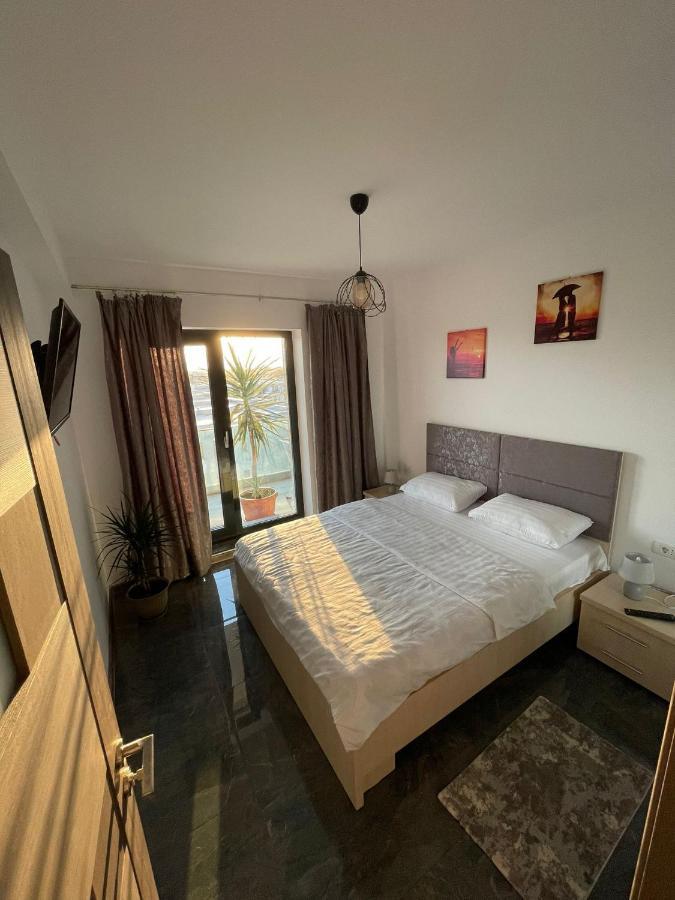 Above The World Apartment Năvodari Екстериор снимка